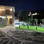 Casa Camelia - The Valley Baião