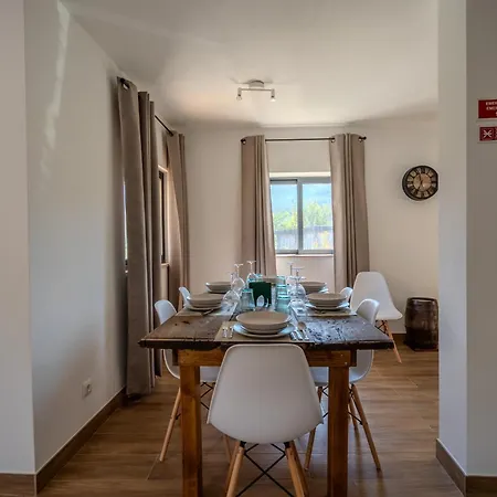 Appartement Casa Camelia - The Valley Ovil
