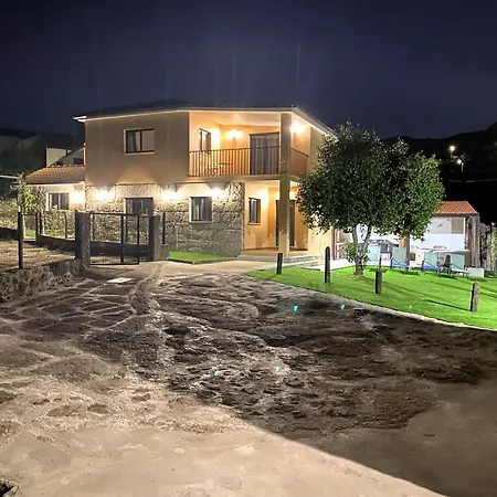 Casa Camelia - The Valley * バイアン